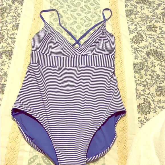 Vineyard Vines Other - NWT Vineyard Vines Feeder sconset one piece